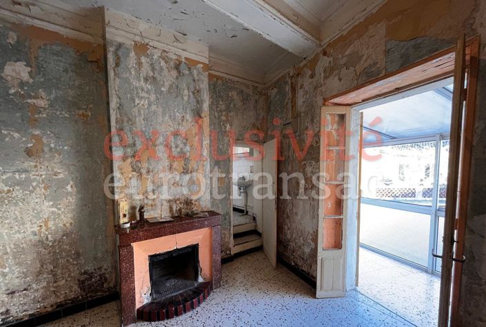 Image No.1-3 Bed House for sale