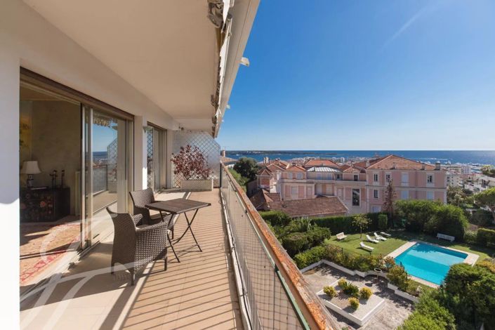 Image No.1-3 Bed Apartment for sale