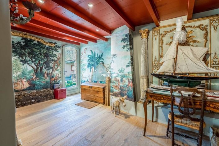 Image No.18-3 Bed House for sale