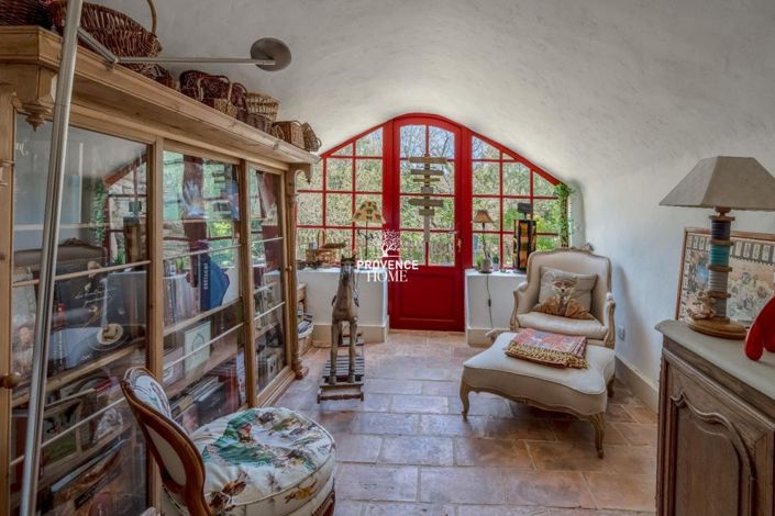 Image No.20-3 Bed House for sale