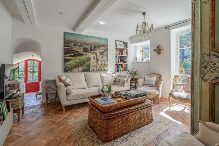 Image No.6-3 Bed House for sale