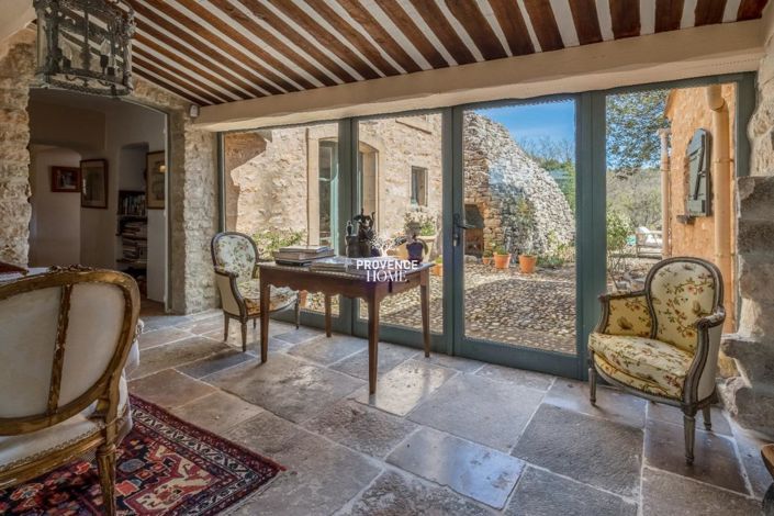 Image No.8-3 Bed House for sale