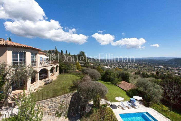 Image No.2-5 Bed House for sale