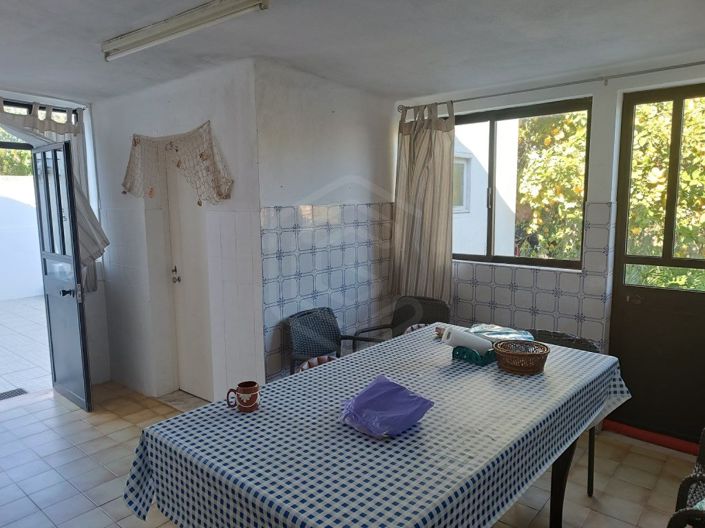 Image No.21-4 Bed House for sale