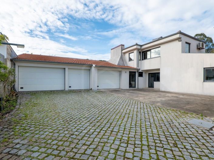 Image No.23-4 Bed House for sale