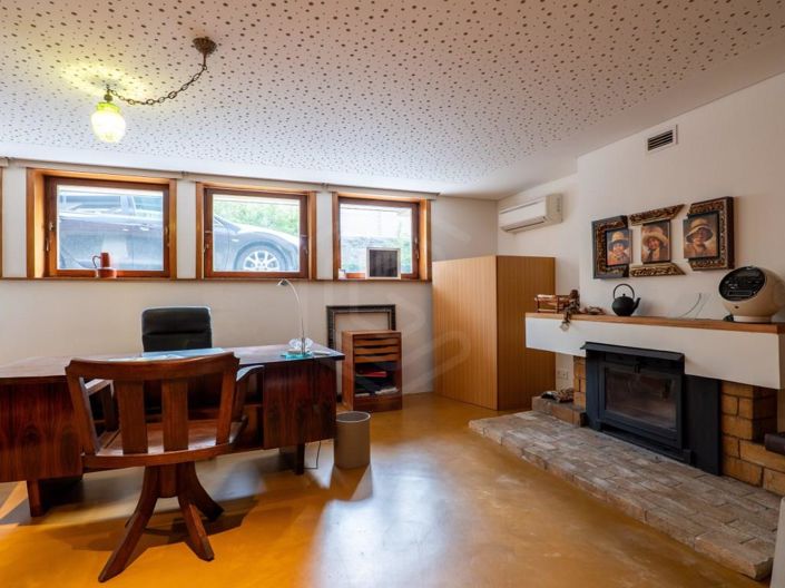 Image No.35-4 Bed House for sale