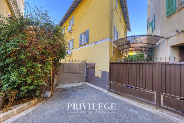 Image No.10-4 Bed House for sale