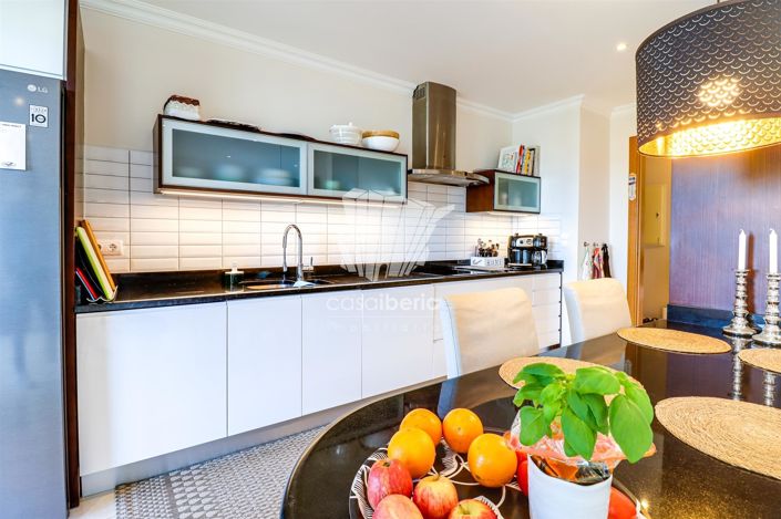 Image No.37-2 Bed Apartment for sale