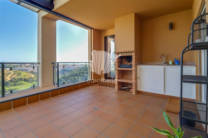 Image No.40-2 Bed Apartment for sale