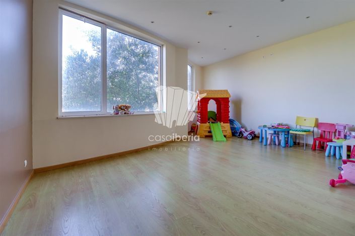 Image No.58-2 Bed Apartment for sale