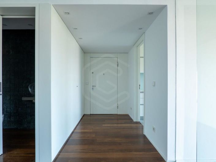 Image No.11-4 Bed Apartment for sale