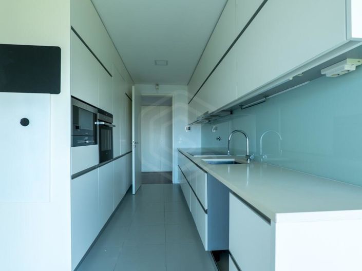 Image No.9-4 Bed Apartment for sale