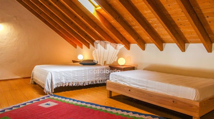 Image No.17-3 Bed House for sale