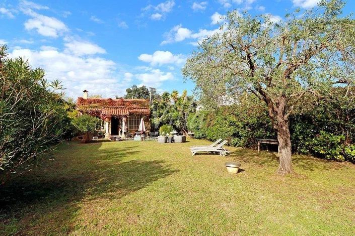Image No.1-3 Bed House for sale
