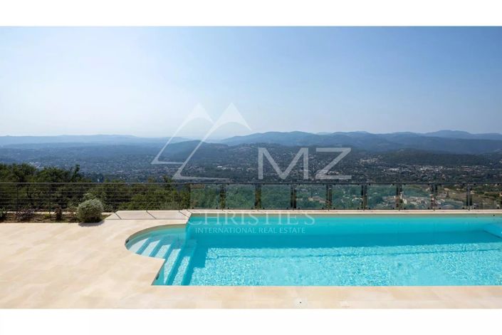 Image No.1-6 Bed House for sale