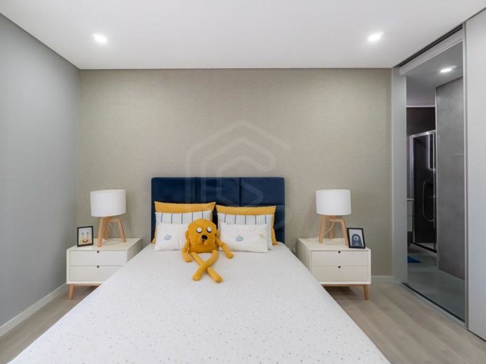 Image No.17-2 Bed House for sale