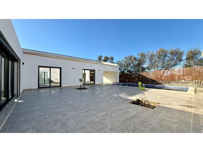 Image No.2-3 Bed House for sale