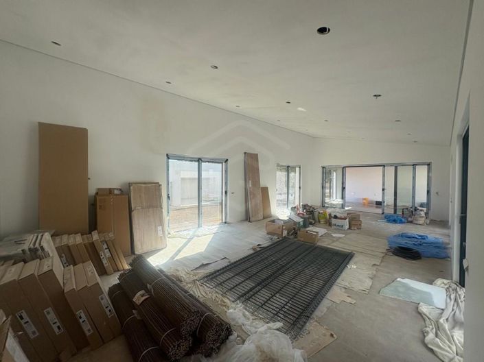 Image No.26-3 Bed House for sale