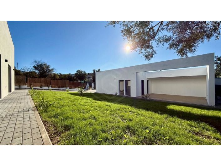 Image No.33-3 Bed House for sale