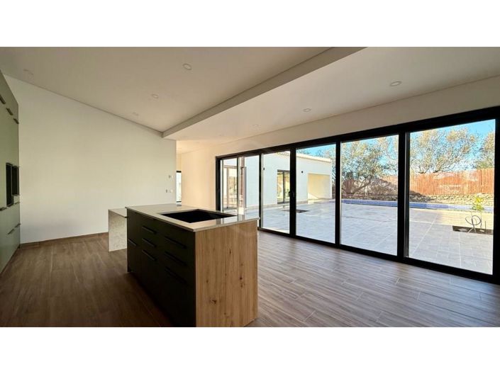 Image No.45-3 Bed House for sale