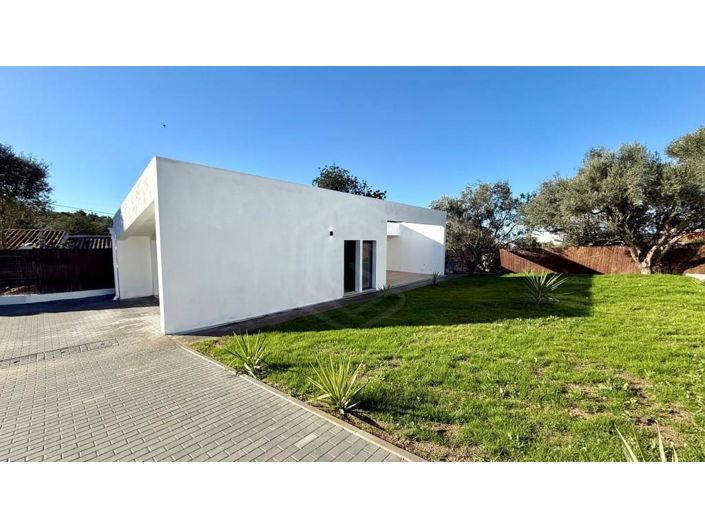 Image No.5-3 Bed House for sale