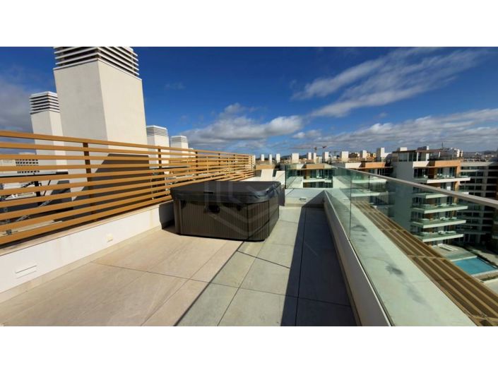 Image No.12-2 Bed Apartment for sale