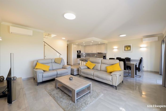 Image No.1-3 Bed House for sale