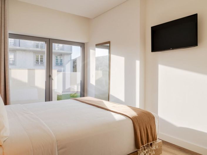 Image No.8-2 Bed Apartment for sale