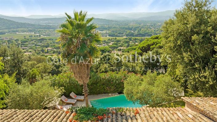 Image No.1-4 Bed House for sale