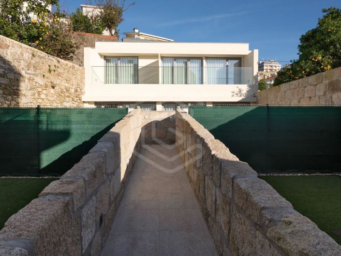 Image No.36-1 Bed Apartment for sale