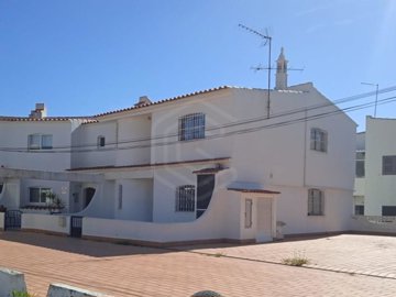 1 - Loule, House