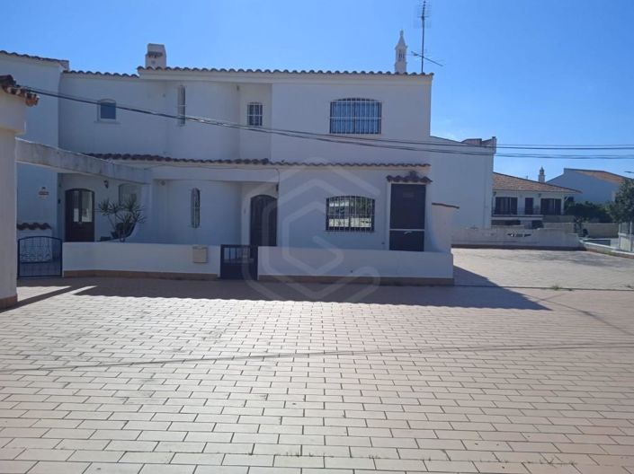 Image No.3-2 Bed House for sale