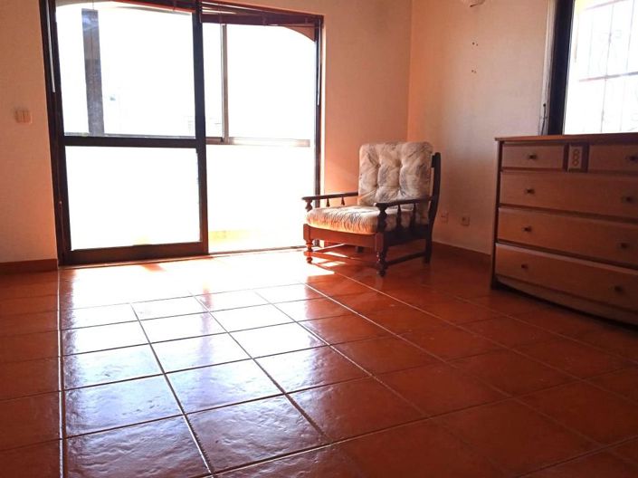 Image No.7-2 Bed House for sale