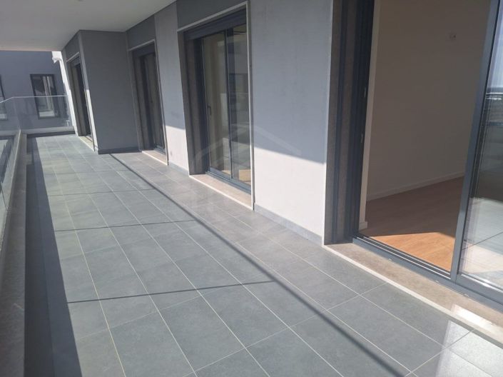 Image No.15-3 Bed Apartment for sale