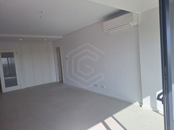 Image No.26-3 Bed Apartment for sale