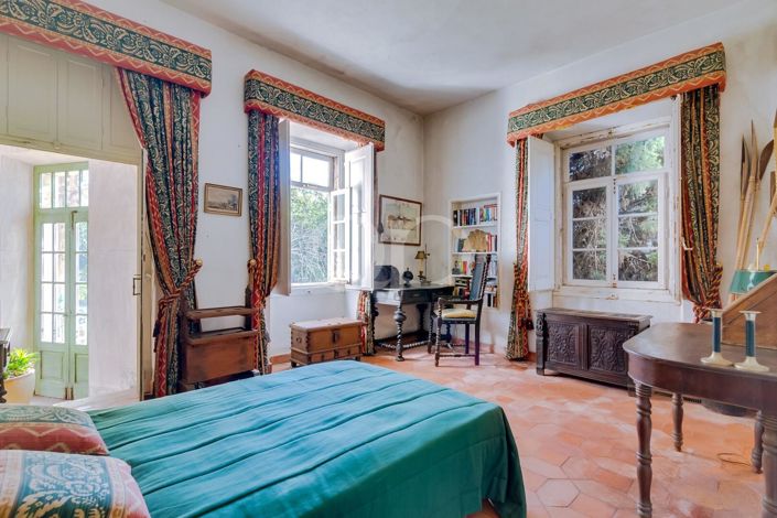 Image No.17-8 Bed House for sale