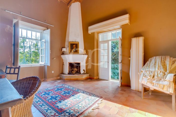 Image No.30-8 Bed House for sale