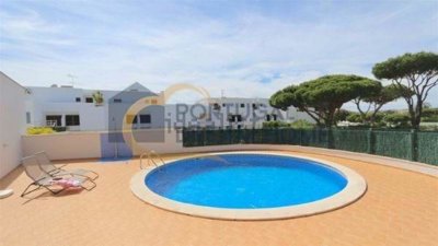 1 - Loule, House