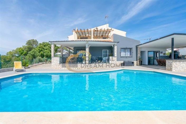 Image No.1-5 Bed House for sale