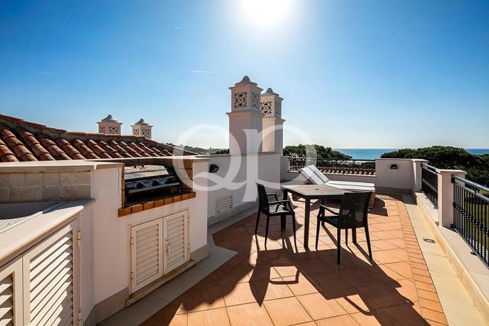 Image No.12-2 Bed House for sale