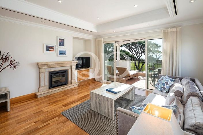 Image No.14-2 Bed House for sale