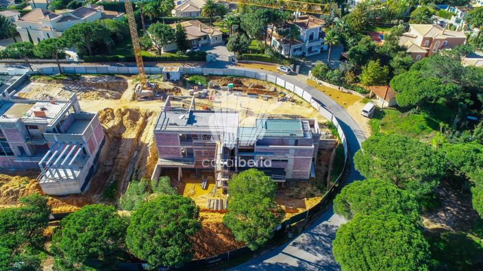 Image No.50-5 Bed House for sale