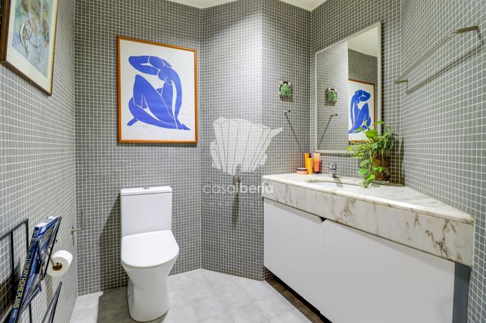 Image No.26-5 Bed House for sale