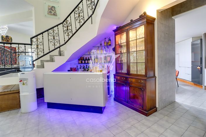 Image No.29-5 Bed House for sale