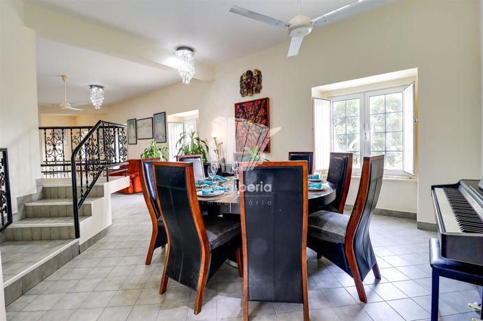 Image No.39-5 Bed House for sale