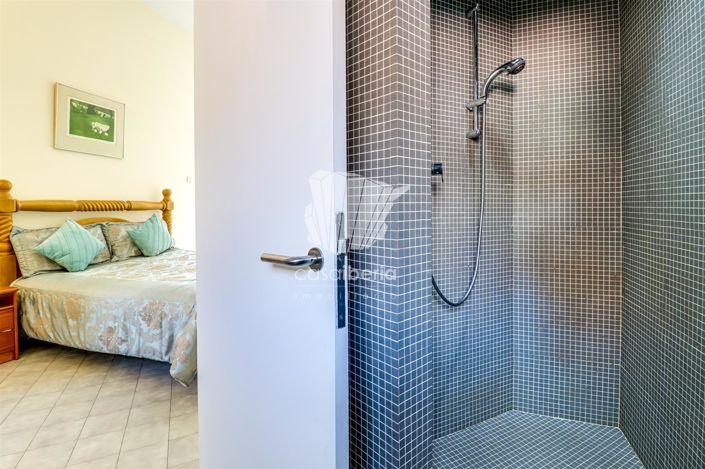 Image No.59-5 Bed House for sale