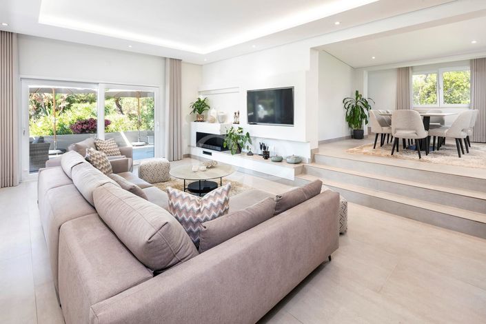 Image No.18-4 Bed House for sale