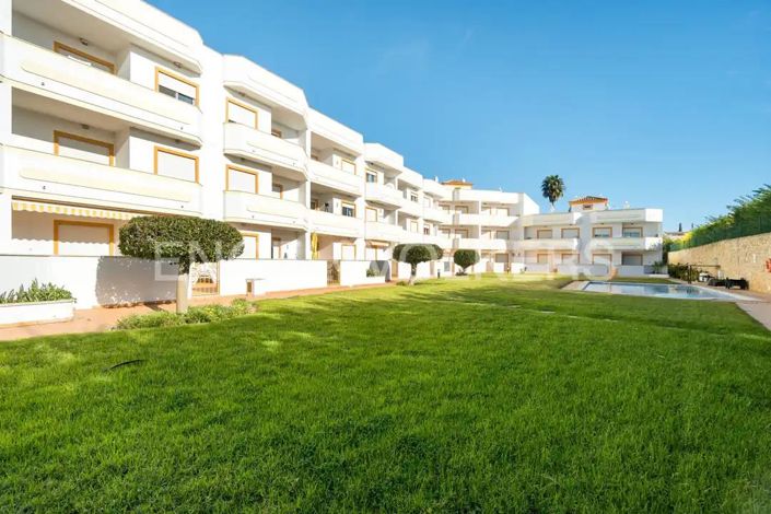 Image No.24-2 Bed Apartment for sale