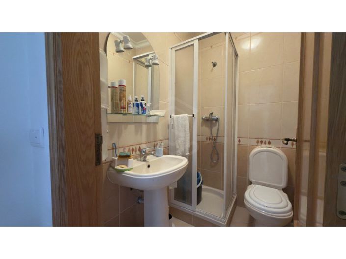 Image No.19-2 Bed Apartment for sale