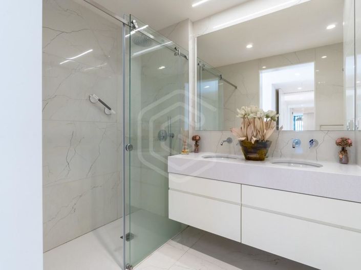 Image No.22-3 Bed Apartment for sale